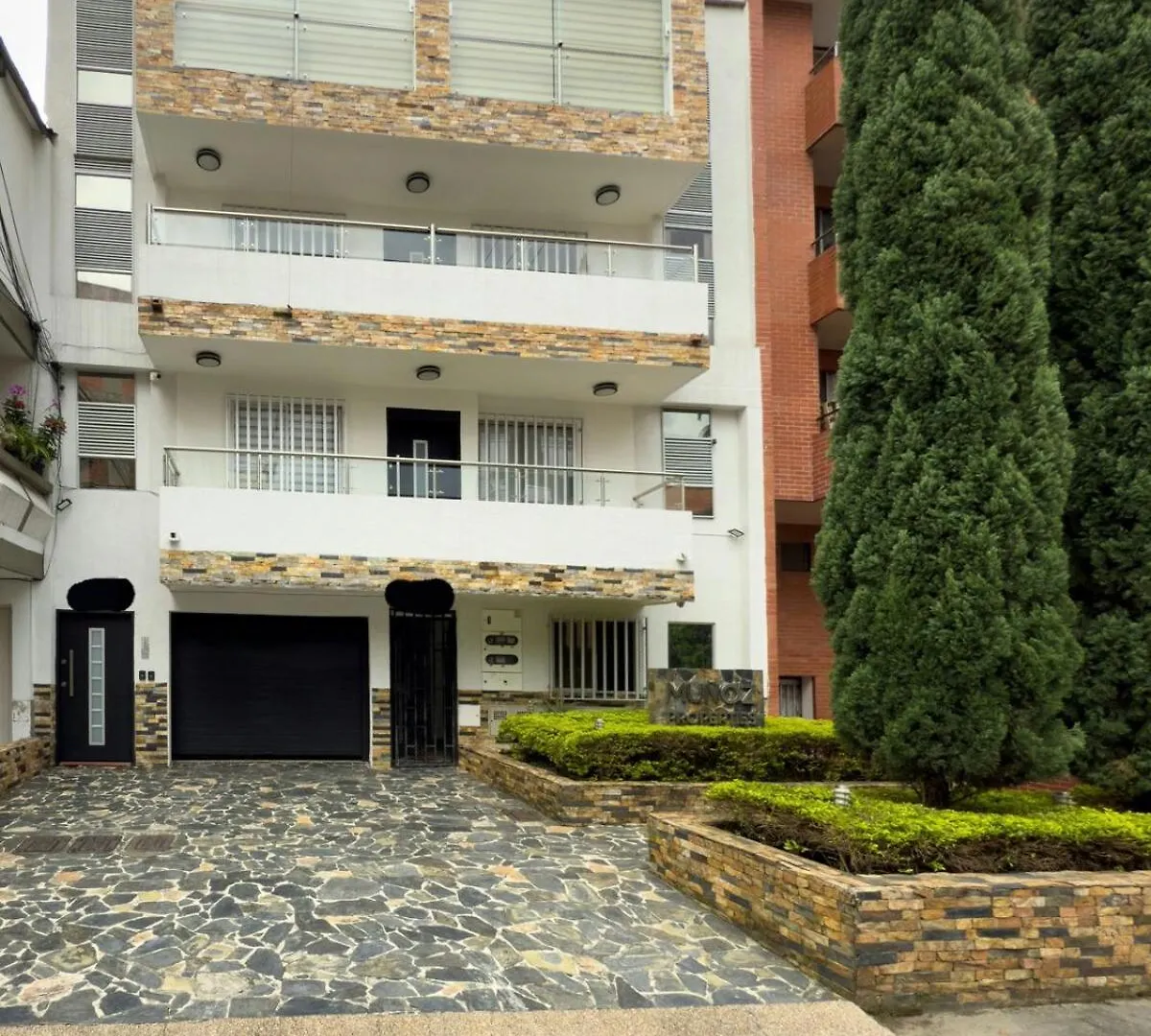 Your Home Away From Home Medellín 0*,  Colombie