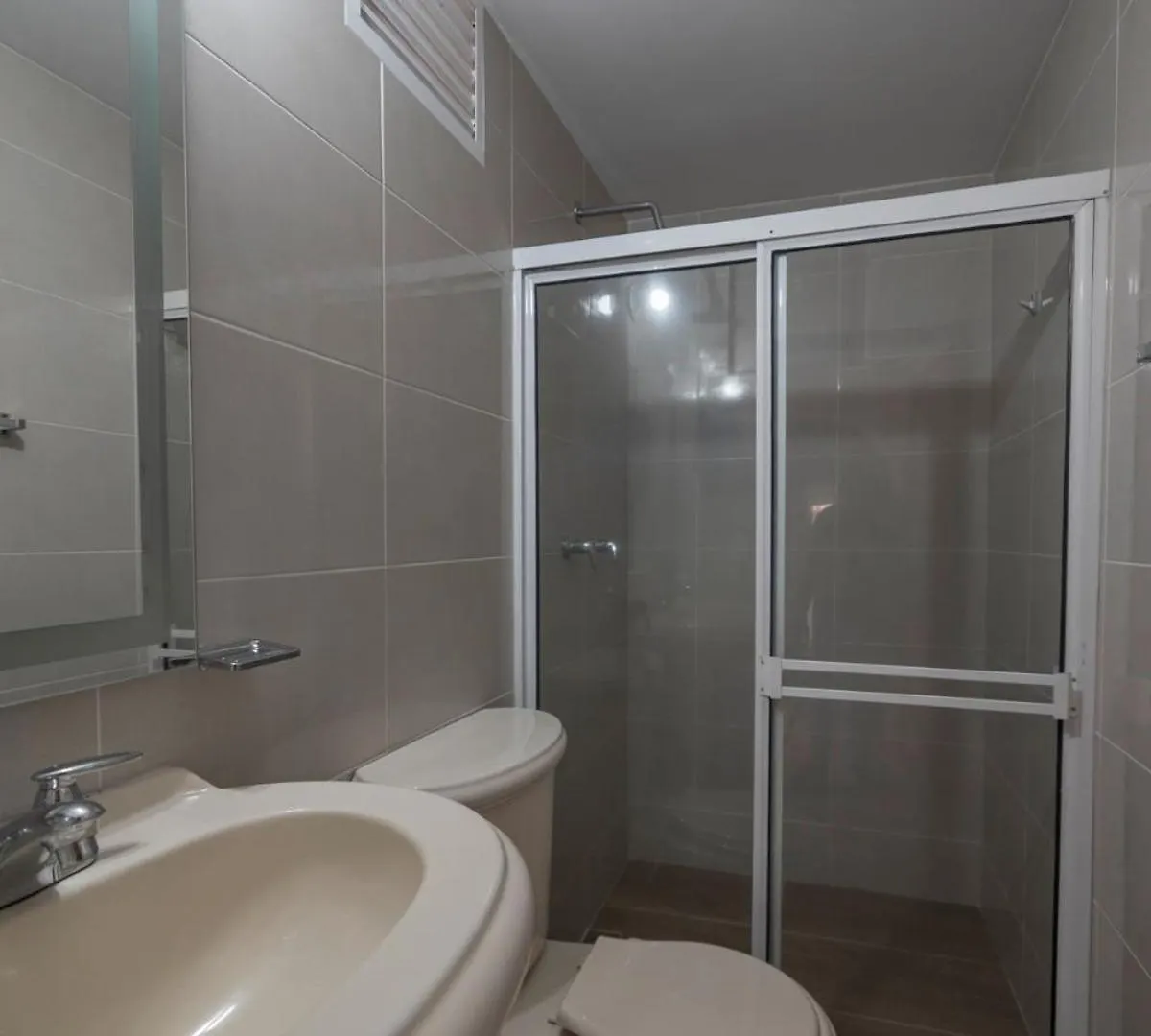 Your Home Away From Home Медельин Колумбия